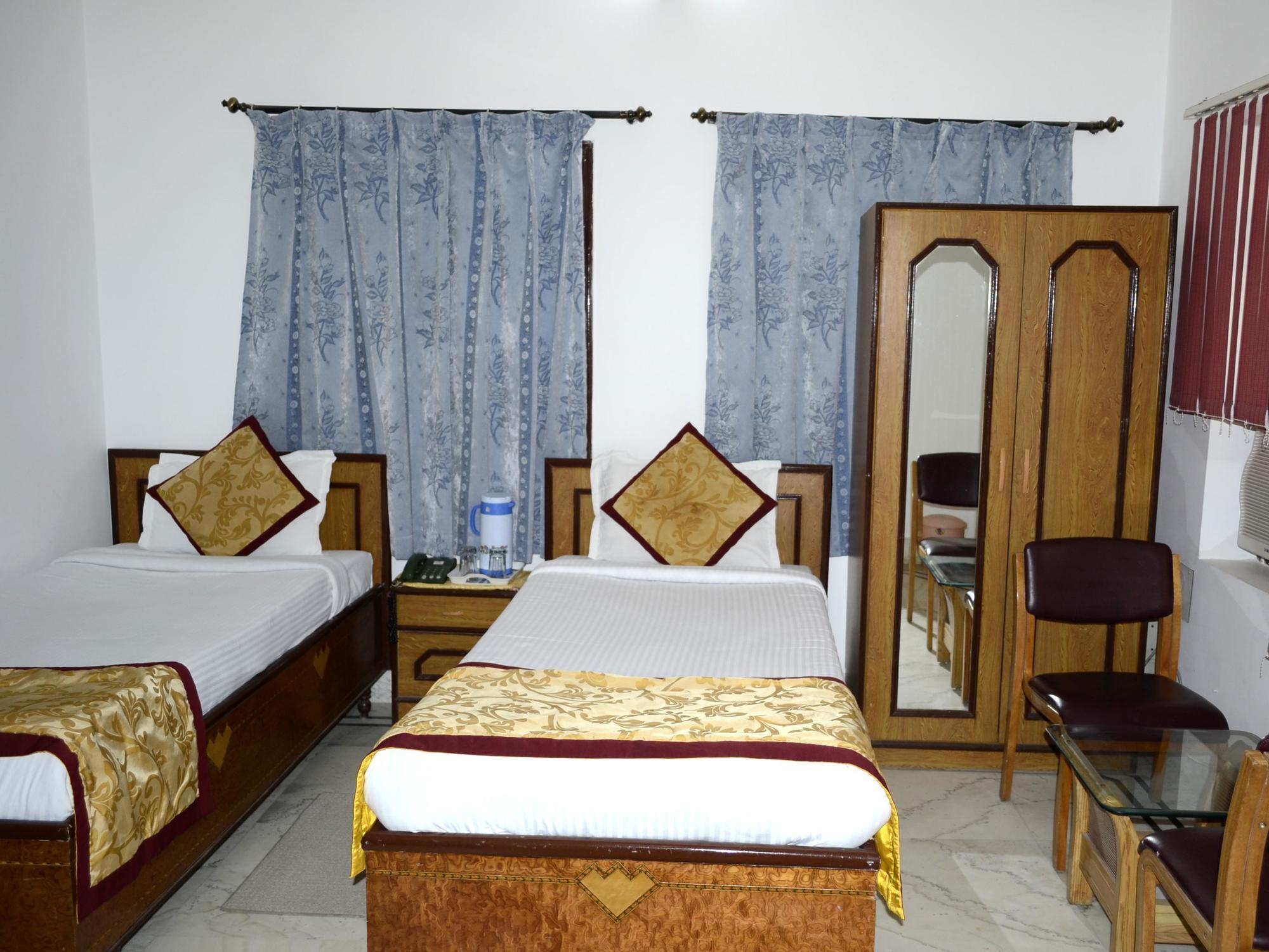 Hotel Tokyo Vihar Bodh Gaya Ngoại thất bức ảnh